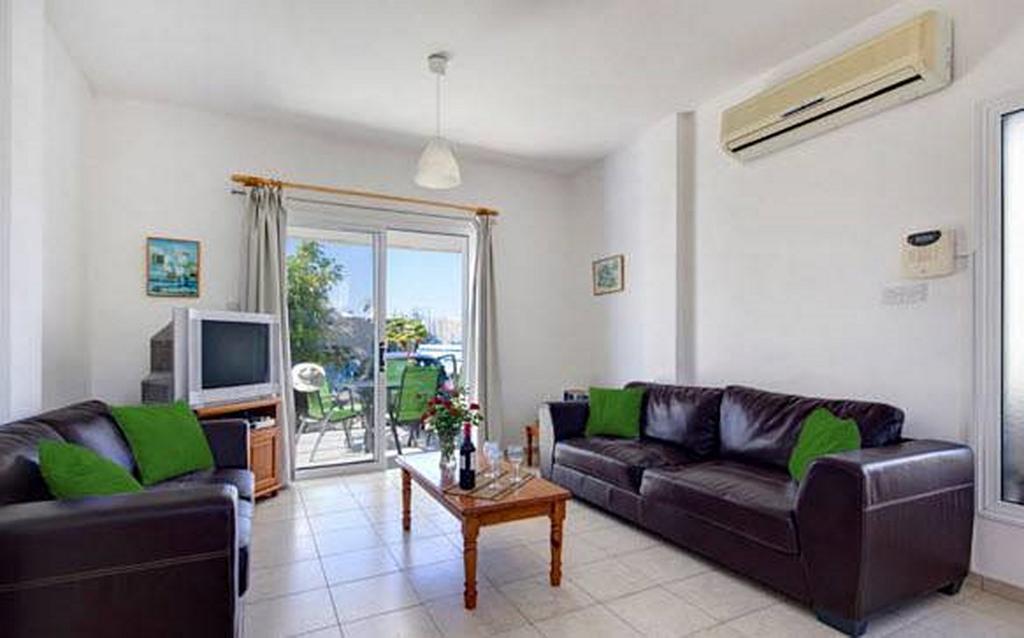 Philippos Paphos Villas - Villa 3 Εξωτερικό φωτογραφία