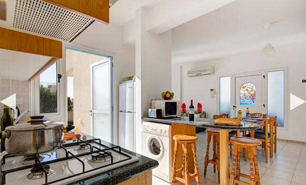 Philippos Paphos Villas - Villa 3 Εξωτερικό φωτογραφία
