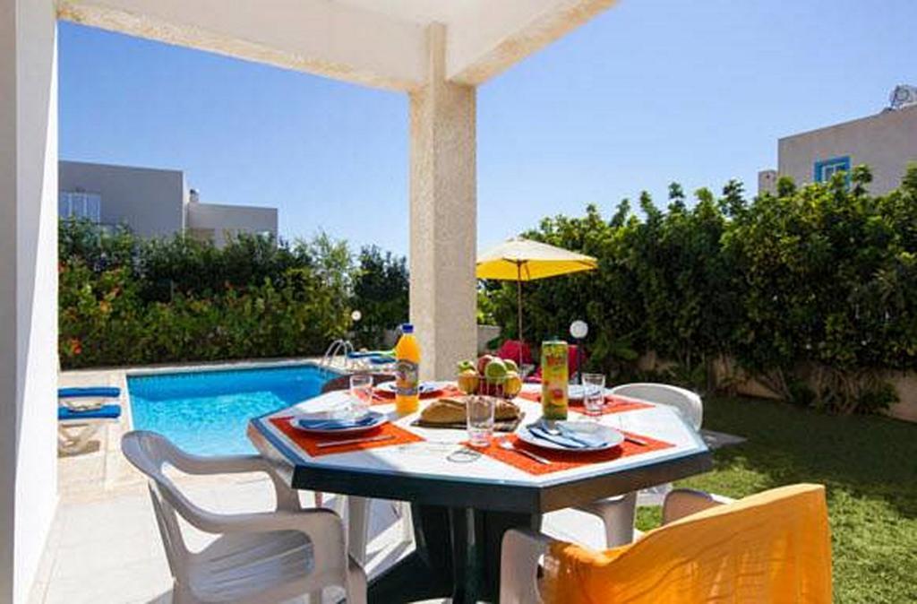 Philippos Paphos Villas - Villa 3 Εξωτερικό φωτογραφία