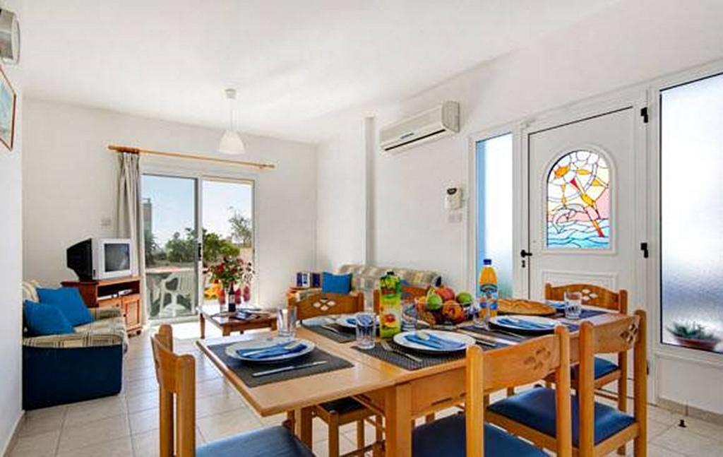 Philippos Paphos Villas - Villa 3 Εξωτερικό φωτογραφία