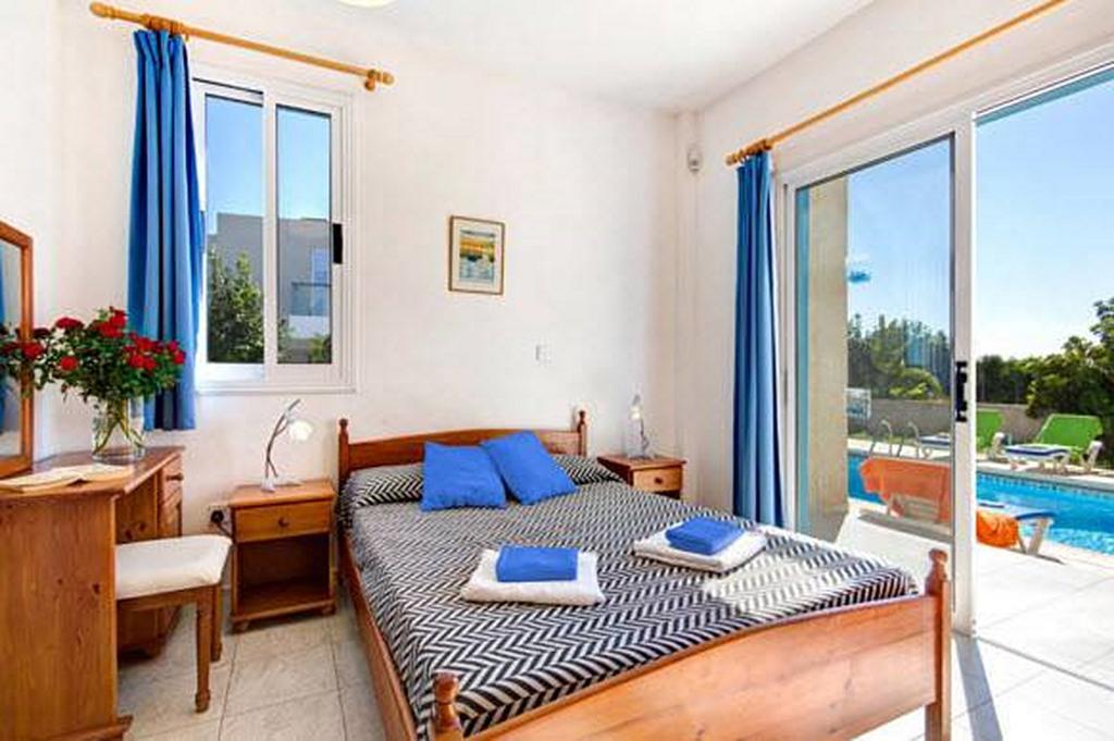 Philippos Paphos Villas - Villa 3 Εξωτερικό φωτογραφία