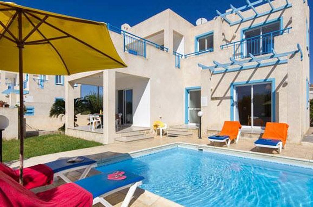 Philippos Paphos Villas - Villa 3 Εξωτερικό φωτογραφία